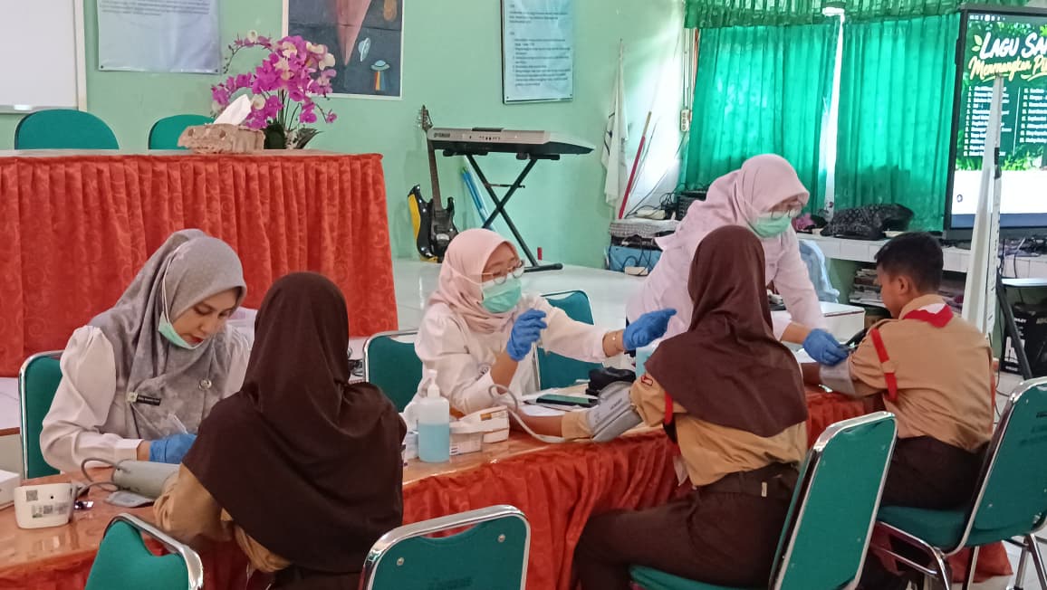 UPTD SMPN 6 Depok bekerja sama dengan Puskesmas Cilodong telah sukses melaksanakan kegiatan Cek Kesehatan Gratis (CKG)
